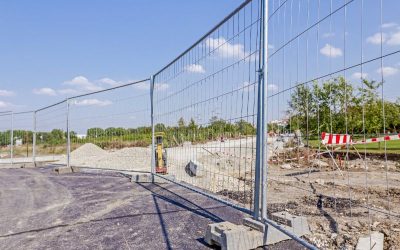 NOLEGGIO DI RECINZIONI ZINCATE DA CANTIERE E PASSI CARRAI